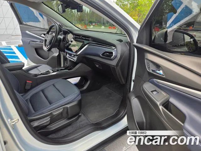 Chevrolet Bolt EUV — Фото автомобиля 10