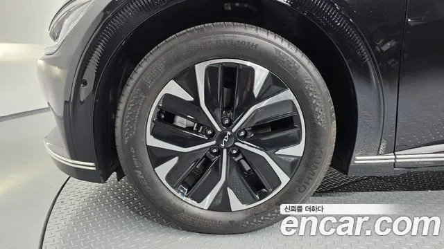 Kia EV6 — Фото автомобиля 4