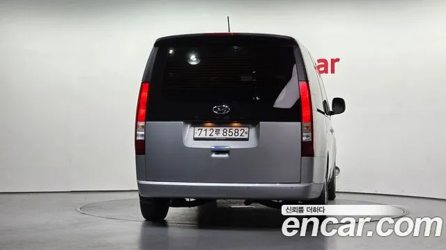 Hyundai Staria — Фото автомобиля 4