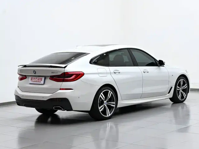 BMW 6 Series Gran Turismo — Фото автомобиля 7