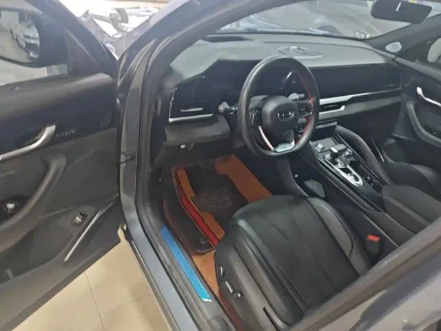 Geely Xingyue L — Фото автомобиля 15