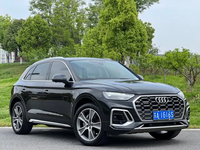 Audi Q5L — Фото автомобиля 3