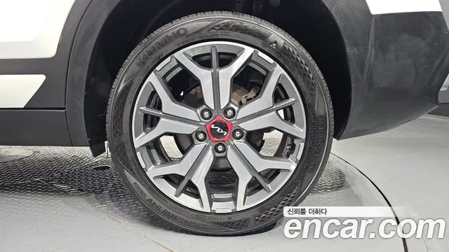 Kia Seltos Seltos Бензин 1.6 турбо 2WD — Фото автомобиля 21