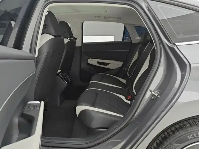 Volkswagen Sagitar — Фото автомобиля 11