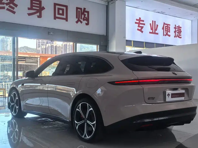 Nio ET5 Touring — Фото автомобиля 7