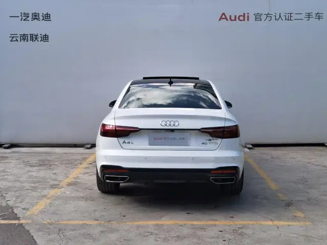 Audi A4L — Фото автомобиля 5