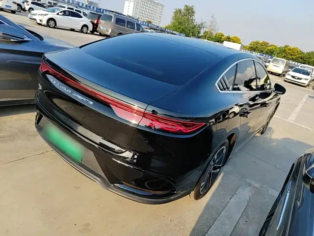 BYD Han — Фото автомобиля 6