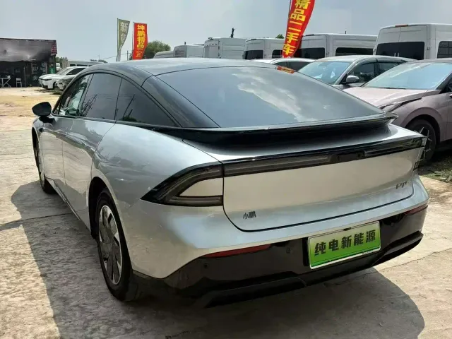 Xpeng P7+ — Фото автомобиля 7