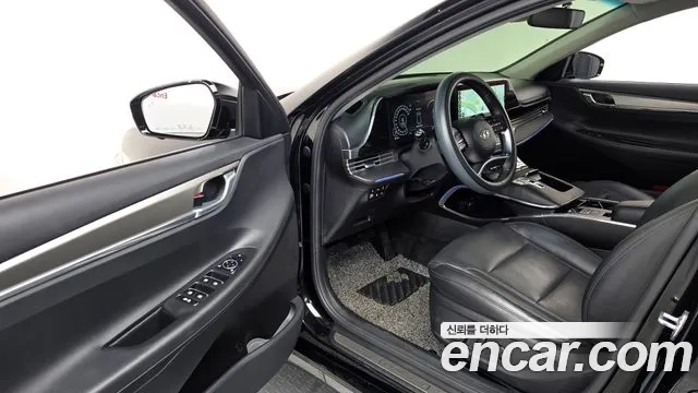 Hyundai Grandeur Новый Grandeur IG — Фото автомобиля 10
