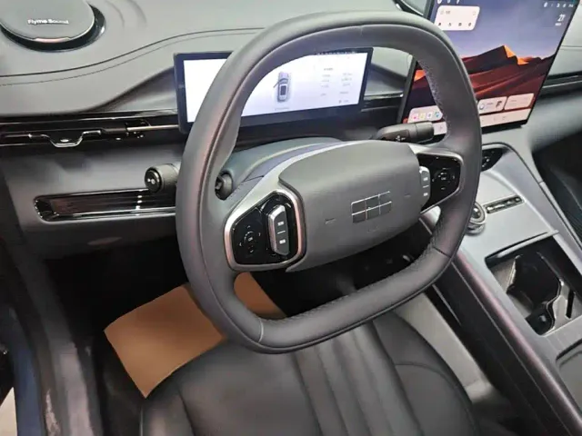 Geely Galaxy E5 — Фото автомобиля 10