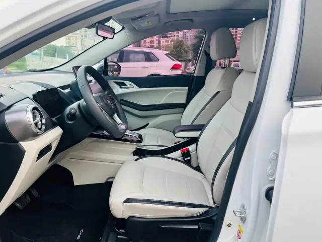 BYD Yuan Pro — Фото автомобиля 7