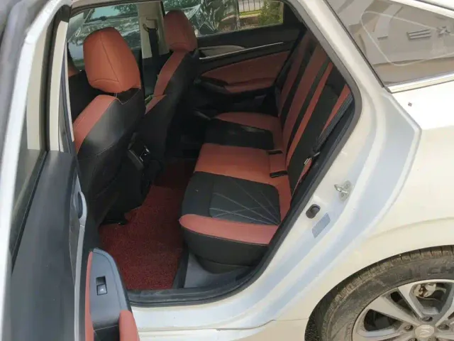 Changan Eado — Фото автомобиля 18