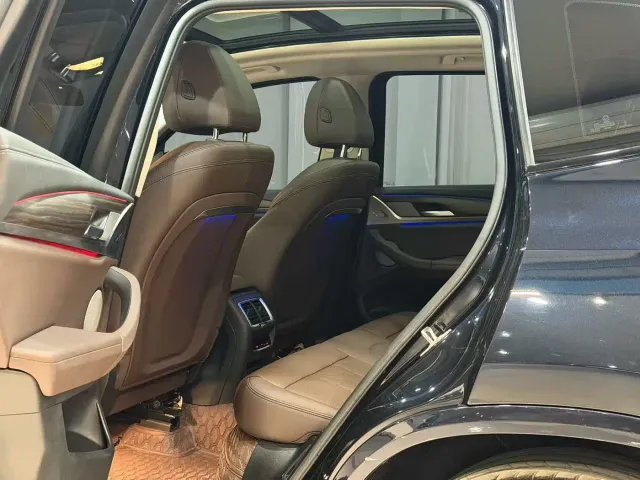 BMW X3 — Фото автомобиля 6