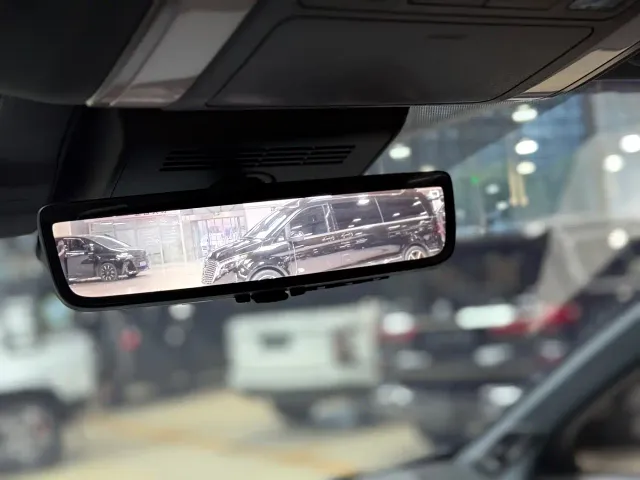Toyota Alphard — Фото автомобиля 18