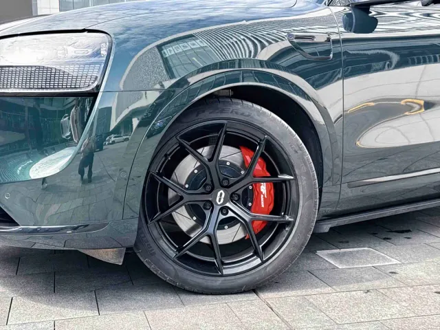 Aito M9 — Фото автомобиля 19
