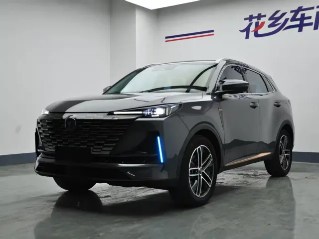 Фотография автомобиля — Changan CS55 Plus