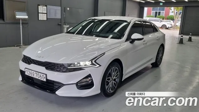 Фотография автомобиля — Kia K5 Generation 3