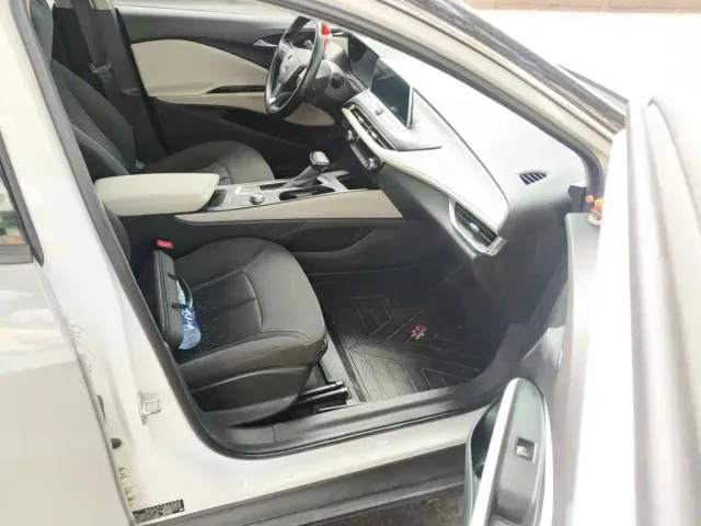 Buick Velite 6 — Фото автомобиля 10