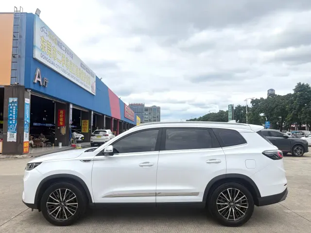 Chery Tiggo 8 PLUS — Фото автомобиля 7