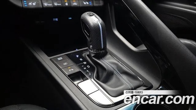 Hyundai AVANTE — Фото автомобиля 9