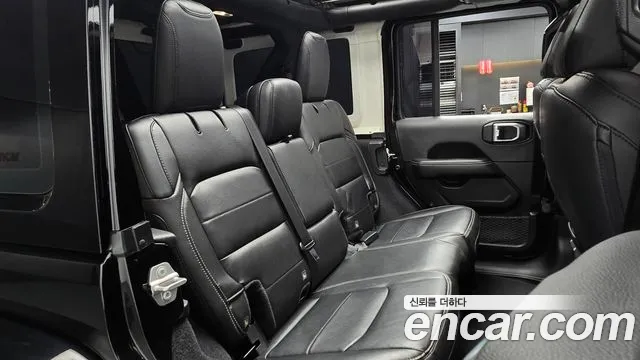 Jeep Wrangler Wrangler (JL) — Фото автомобиля 9