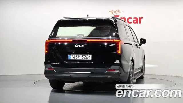Kia Carnival 4th Gen — Фото автомобиля 4
