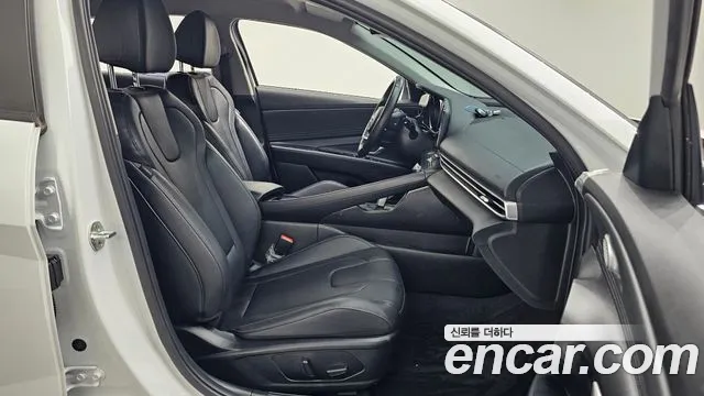 Hyundai AVANTE Avante (CN7) — Фото автомобиля 11