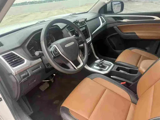 Maxus T70 — Фото автомобиля 4