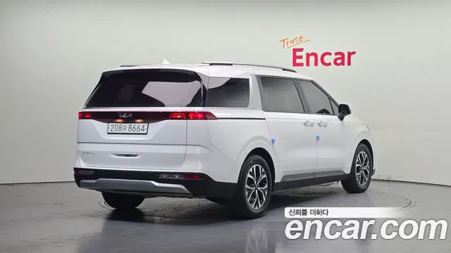 Kia Canival Carnival 4 поколение Дизель 9 мест Prestige — Фото автомобиля 2