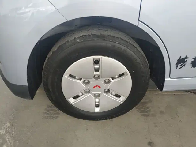 Wuling Yangguang — Фото автомобиля 22