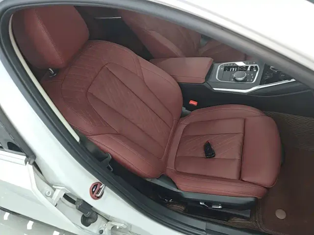 BMW 3 Series — Фото автомобиля 24