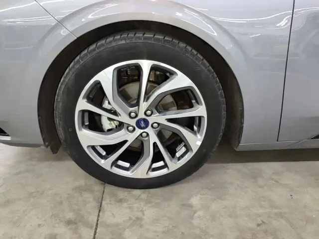 Ford Mondeo — Фото автомобиля 22