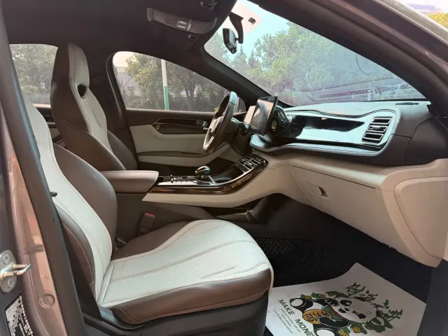 BYD Qin PLUS — Фото автомобиля 8