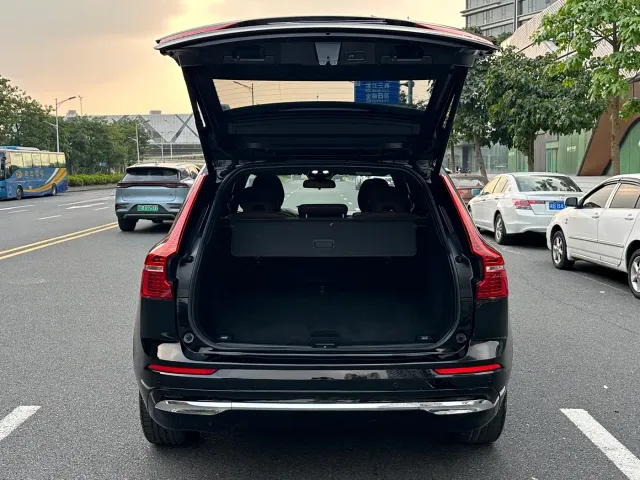 Volvo Volvo XC60 2024 B5 AWD Zhiyi Luxury Edition — Фото автомобиля 18