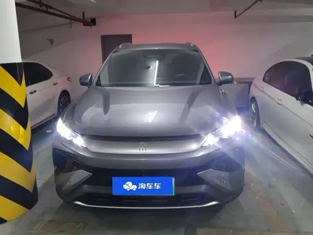 BYD Song Pro — Фото автомобиля 2
