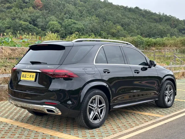 Mercedes-Benz GLE-Class — Фото автомобиля 15