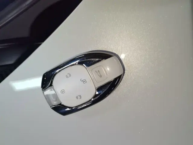 GAC Trumpchi M8 — Фото автомобиля 8