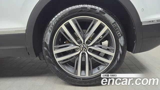 Volkswagen Tiguan Tiguan 2 поколение 2.0 TDI Prestige — Фото автомобиля 21