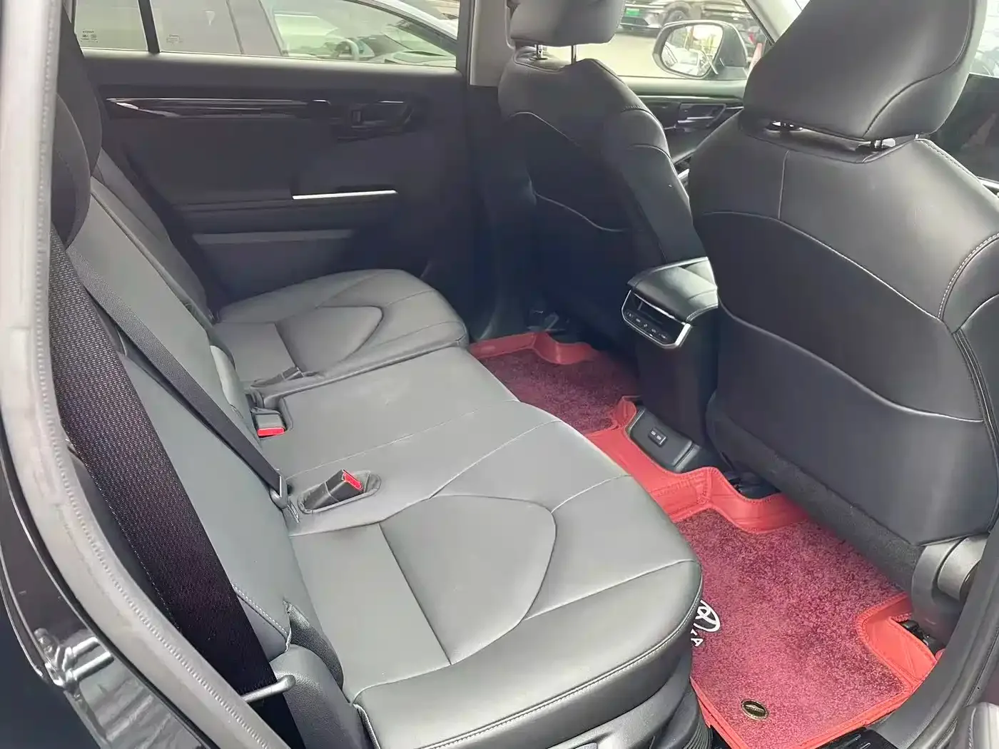 Toyota Highlander 2026 2.5L Smart Hybrid 2WD Elite 5-Seater — Фото автомобиля 6