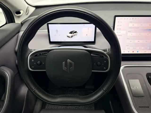 Leapmotor C16 — Фото автомобиля 17