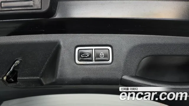 Kia Sorento Sorento 4-е поколение Дизель 2.2 2WD — Фото автомобиля 30