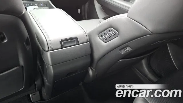 Hyundai Santa Fe MX5 — Фото автомобиля 19