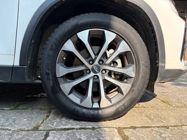 Chery Tiggo 8 — Фото автомобиля 12