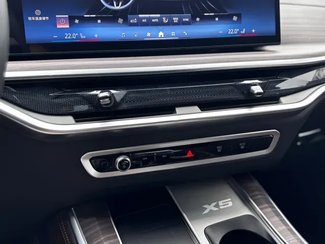 BMW X5 — Фото автомобиля 18