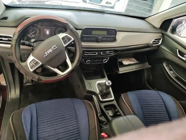JMC Baodian — Фото автомобиля 9