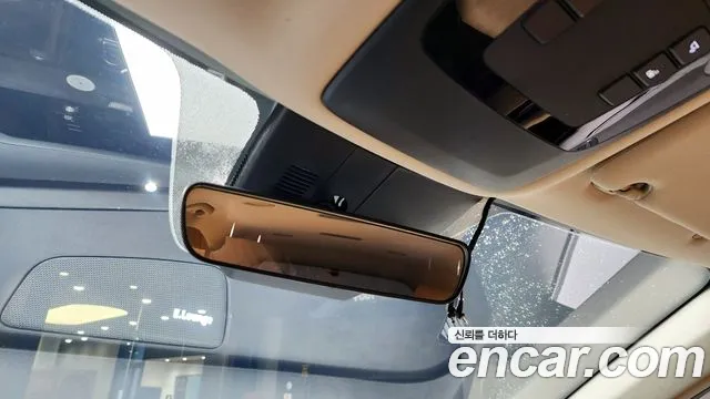 Kia Canival Carnival 4 поколение Бензин 11 мест Prestige — Фото автомобиля 26