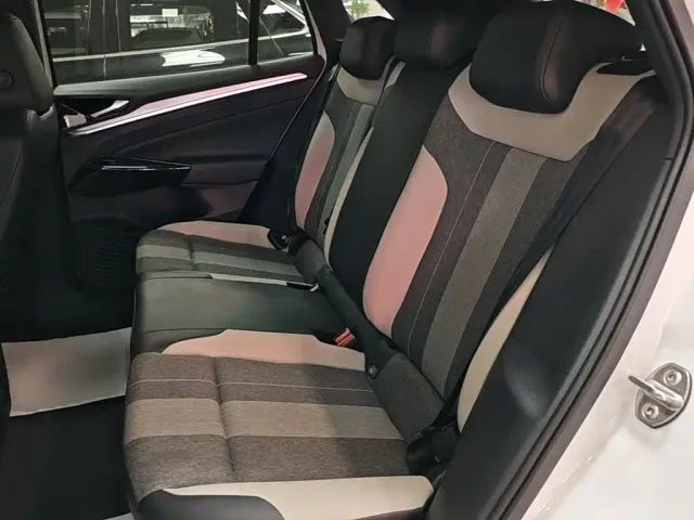 Volkswagen ID.4 Crozz — Фото автомобиля 16