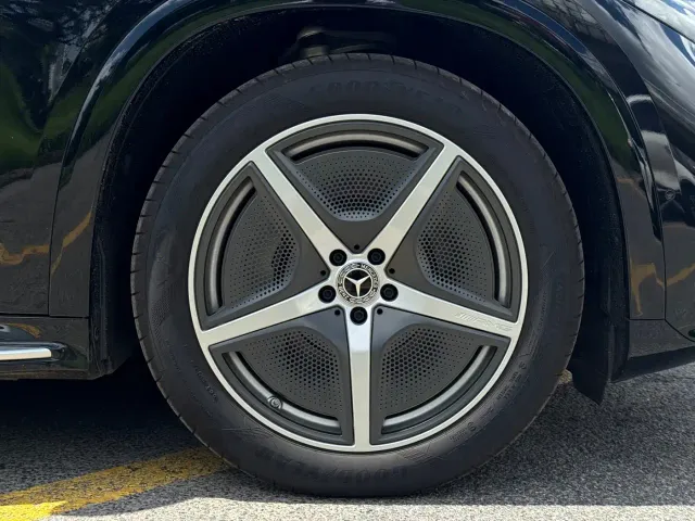 Mercedes-Benz EQS SUV — Фото автомобиля 6