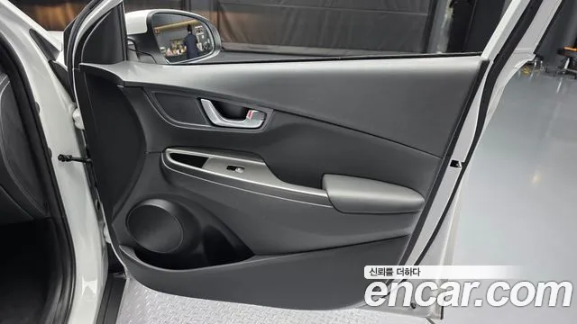 Hyundai Kona Новый Kona Бензин 2.0 2WD — Фото автомобиля 25