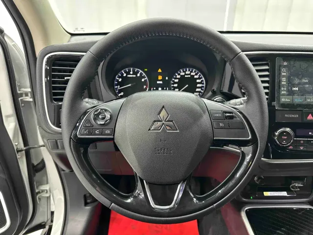 Mitsubishi Outlander — Фото автомобиля 10